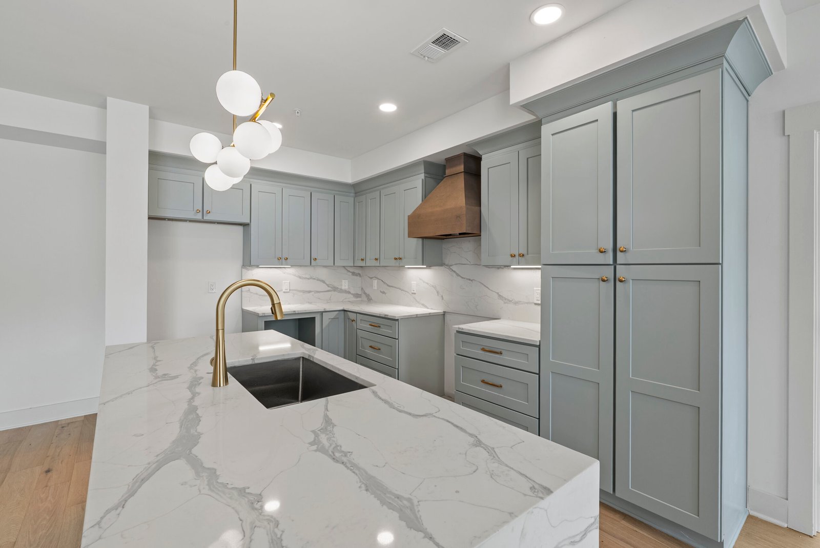 Interior photo of The Enclave at Laurel Brooke