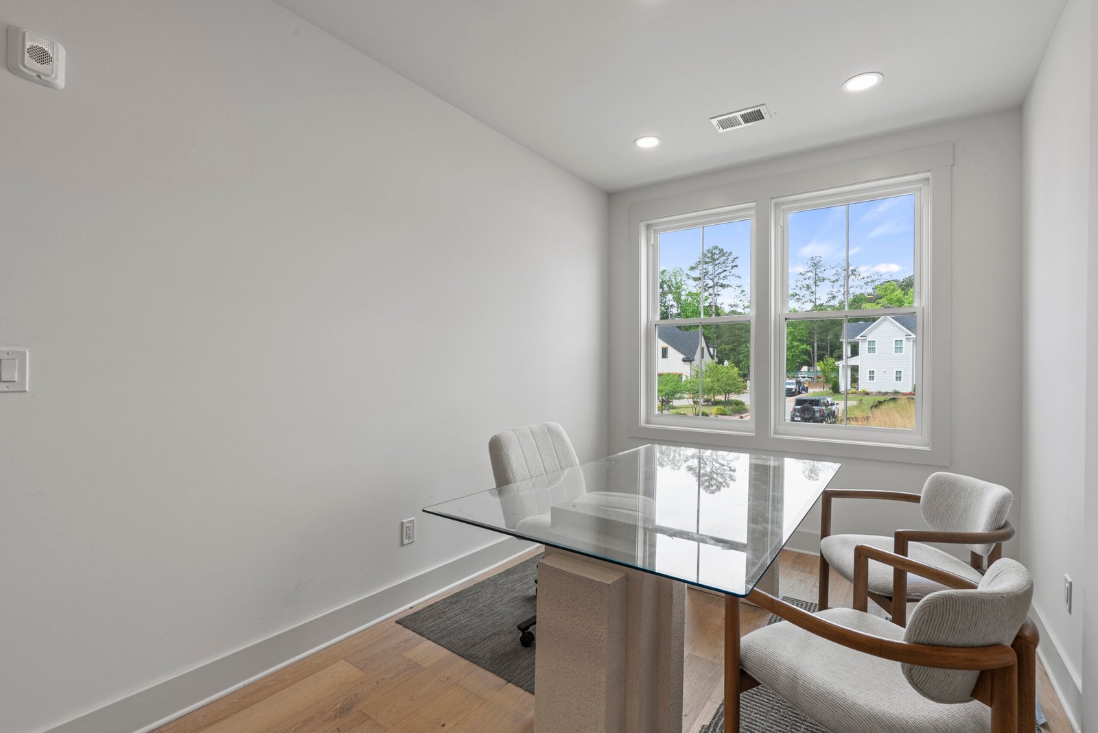 Interior photo of The Enclave at Laurel Brooke