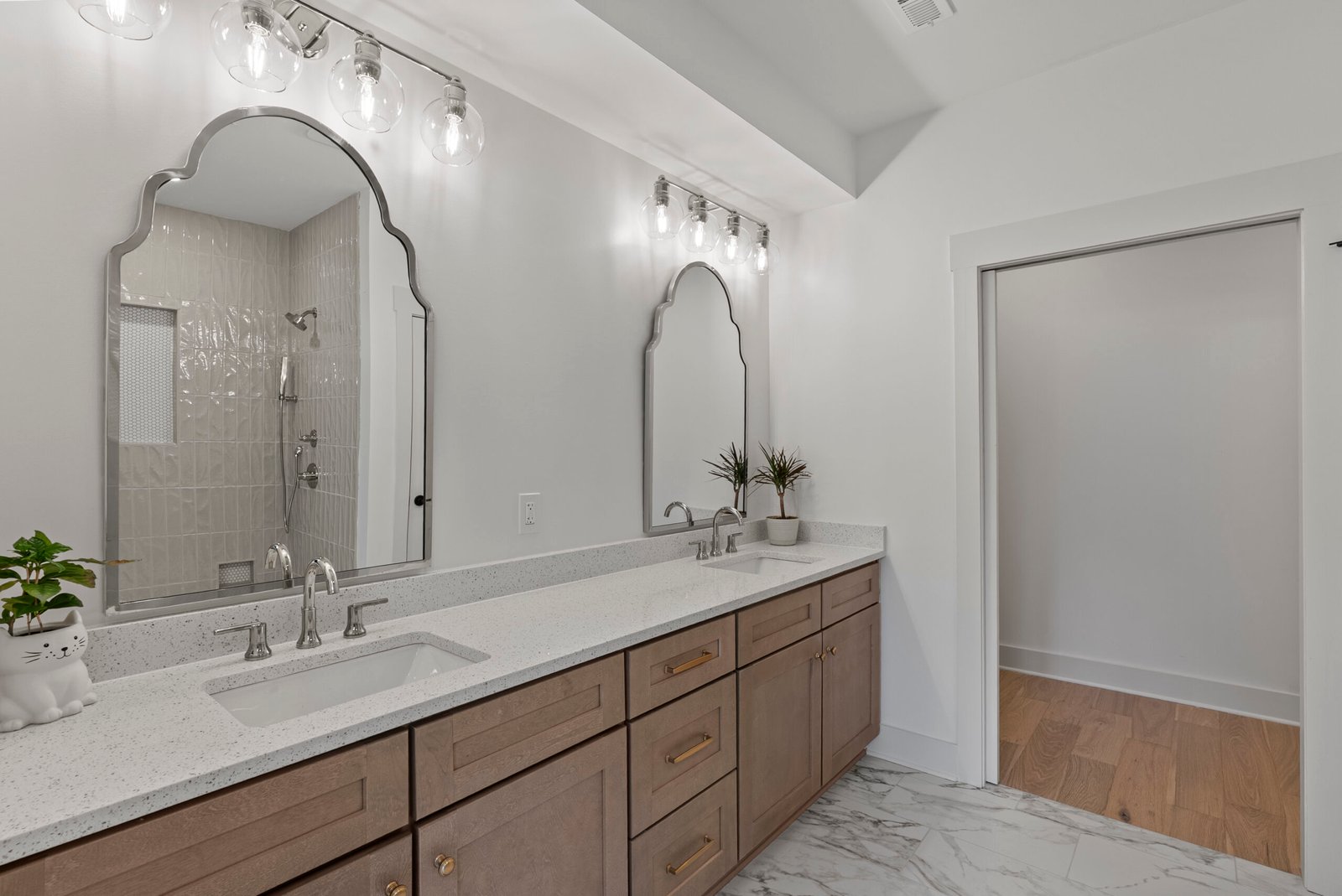 Interior photo of The Enclave at Laurel Brooke