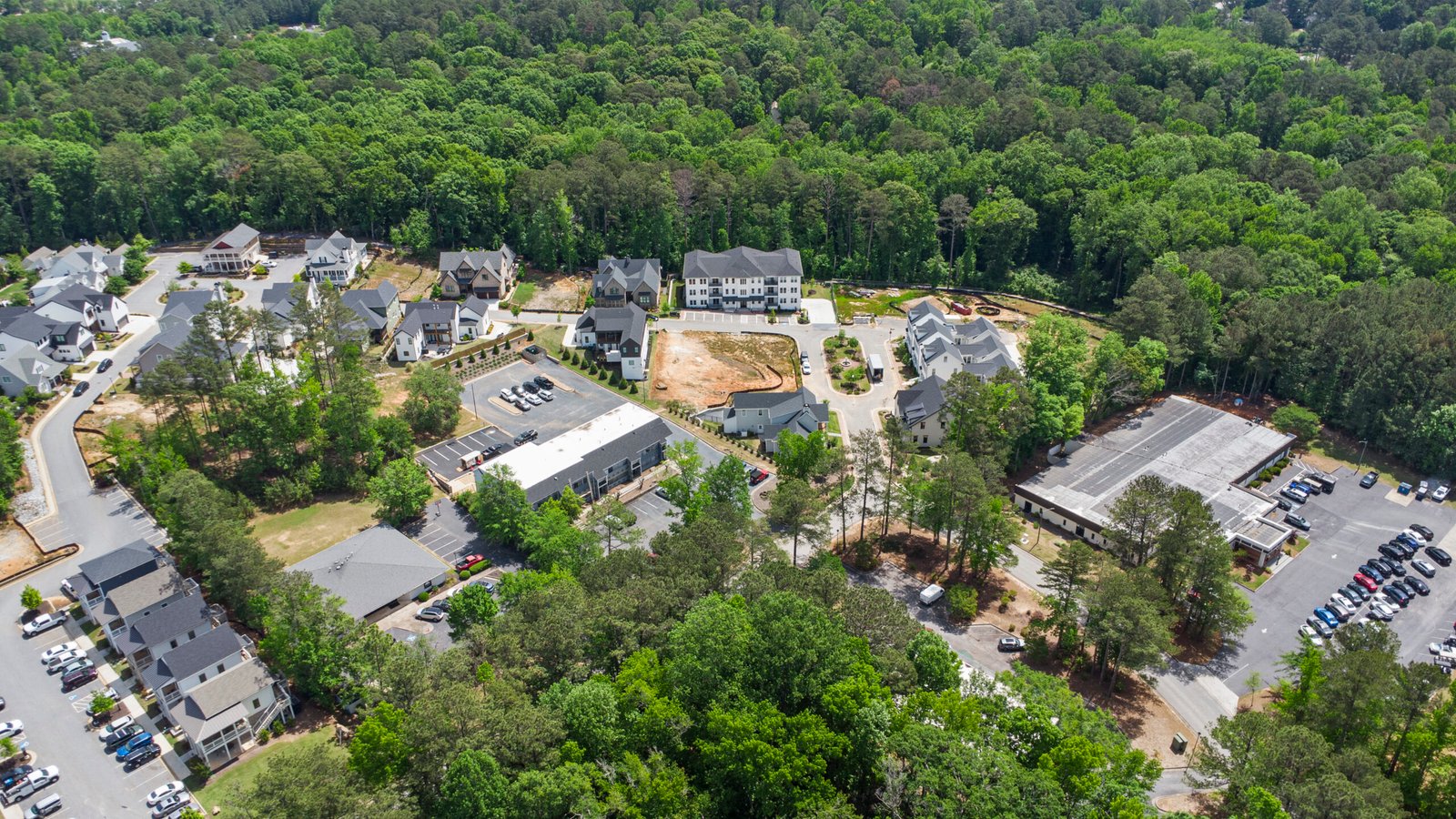 Exterior photo of The Enclave at Laurel Brooke