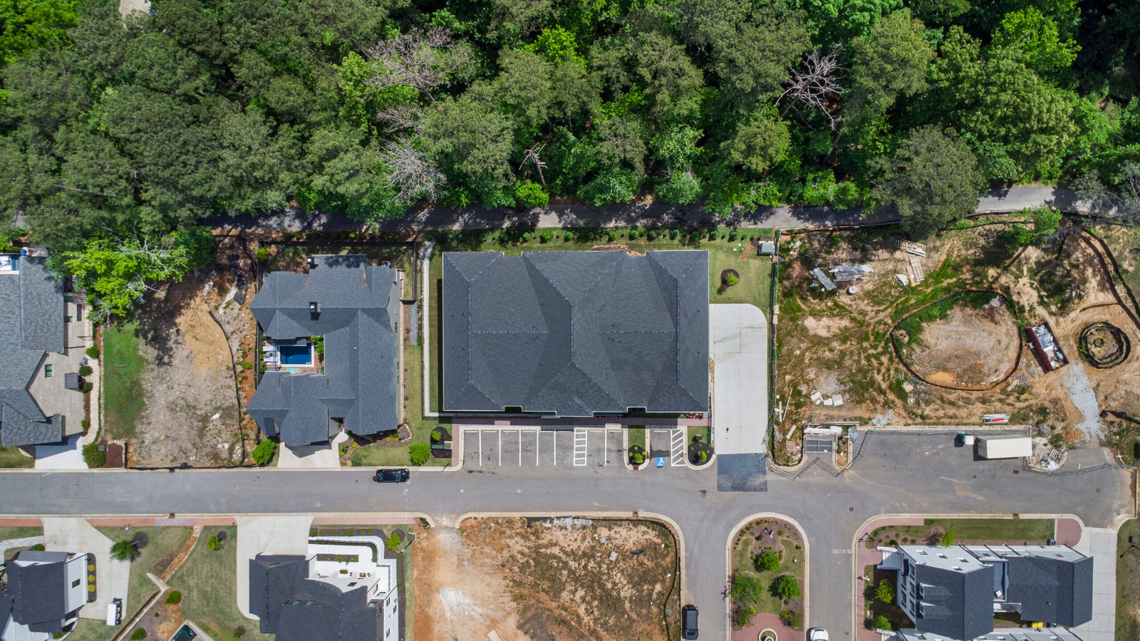 Exterior photo of The Enclave at Laurel Brooke